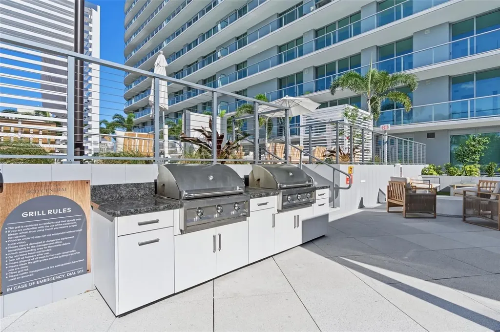 400 Central Avenue St Petersburg FL 33701