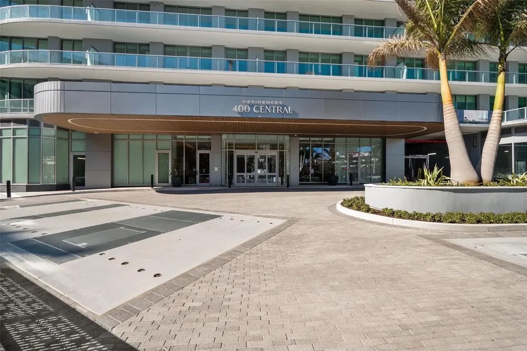 400 Central Avenue St Petersburg FL 33701