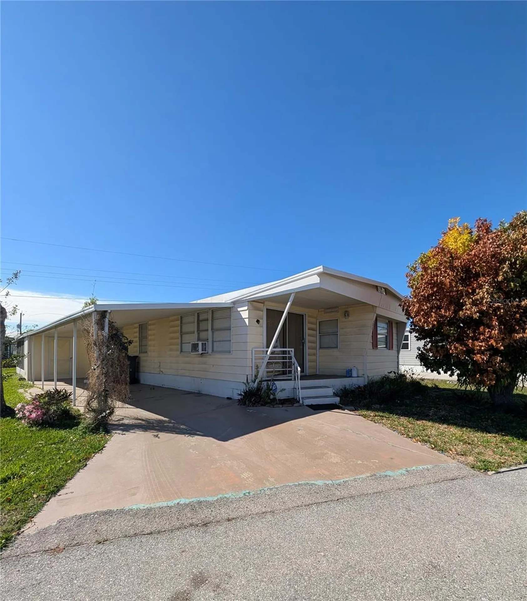 408 51st Avenue Drive W Bradenton FL 34207