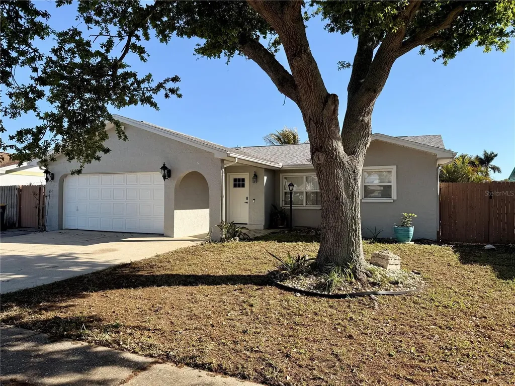 7812 Powder Horn Circle Largo FL 33773