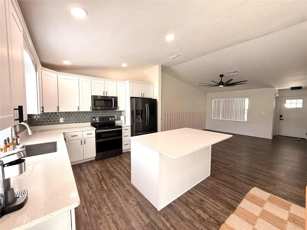 7812 Powder Horn Circle Largo FL 33773