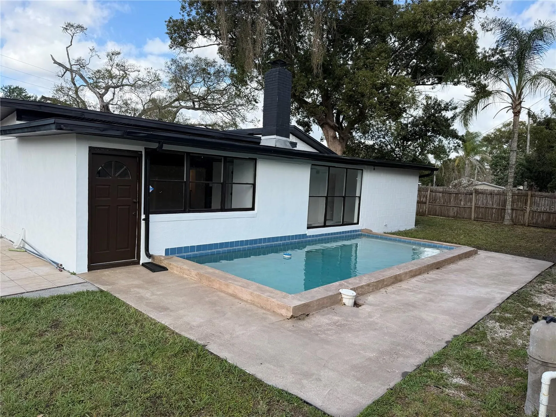 4235 Edgewater Drive Orlando FL 32804