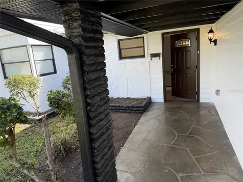 4235 Edgewater Drive Orlando FL 32804