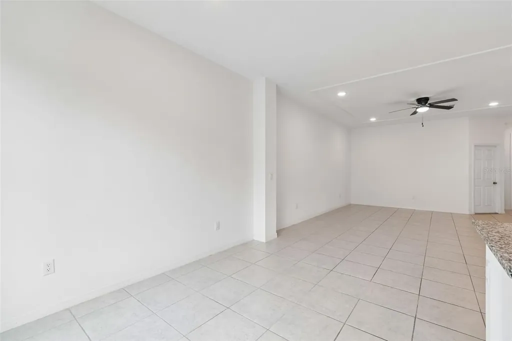 34214 Rogallo Lane Wesley Chapel FL 33545