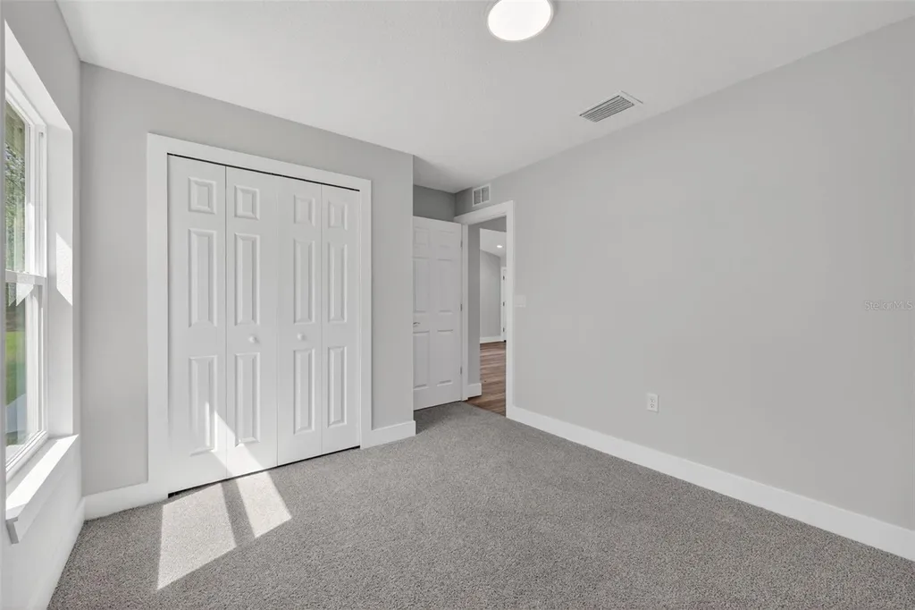 24277 NW Geranium Avenue Dunnellon FL 34431