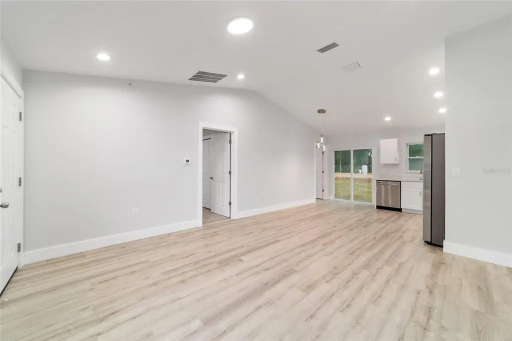 24277 NW Geranium Avenue Dunnellon FL 34431
