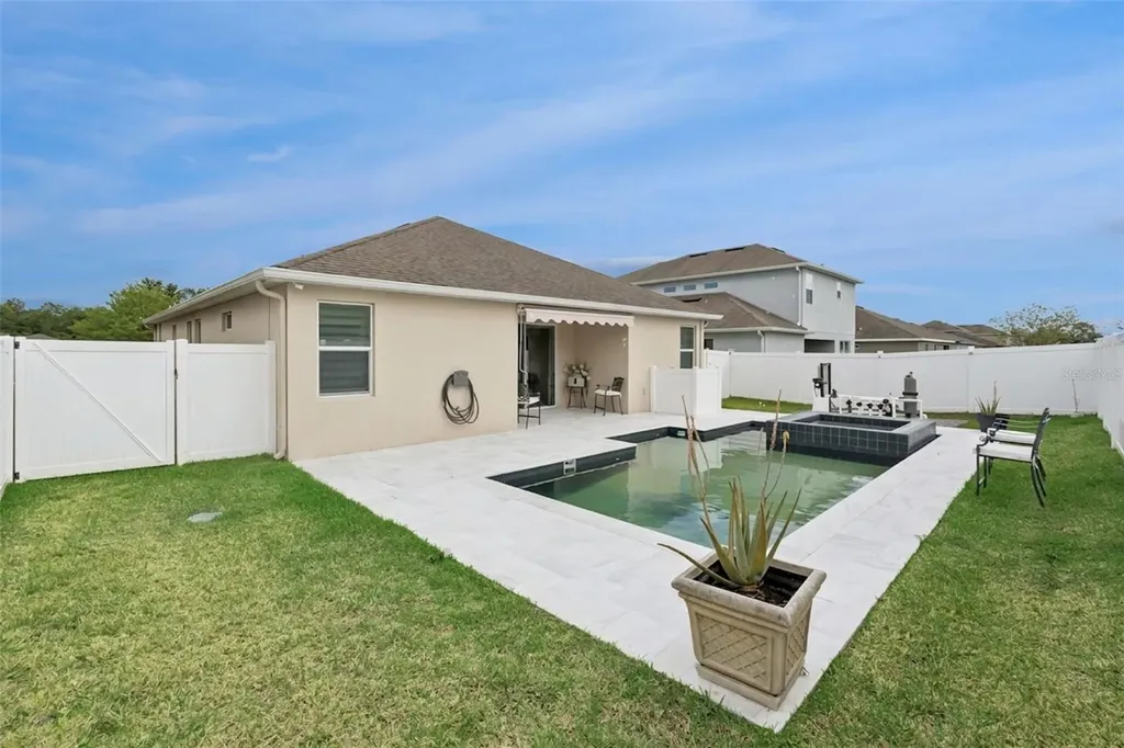 3825 Night Heron Drive Sanford FL 32773