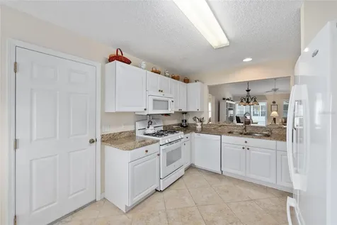 16845 SE 93rd Cuthbert Circle The Villages FL 32162