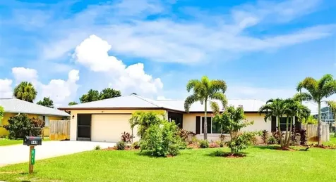 945 Chevy Chase Street Port Charlotte FL 33948