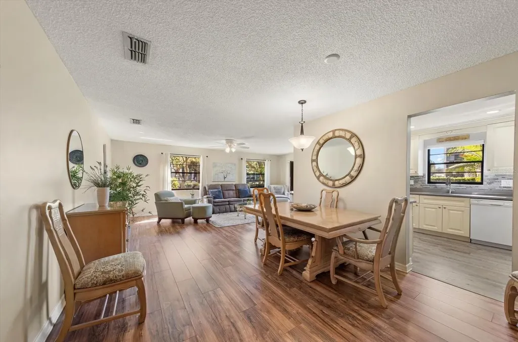 6080 80th Street N St Petersburg FL 33709