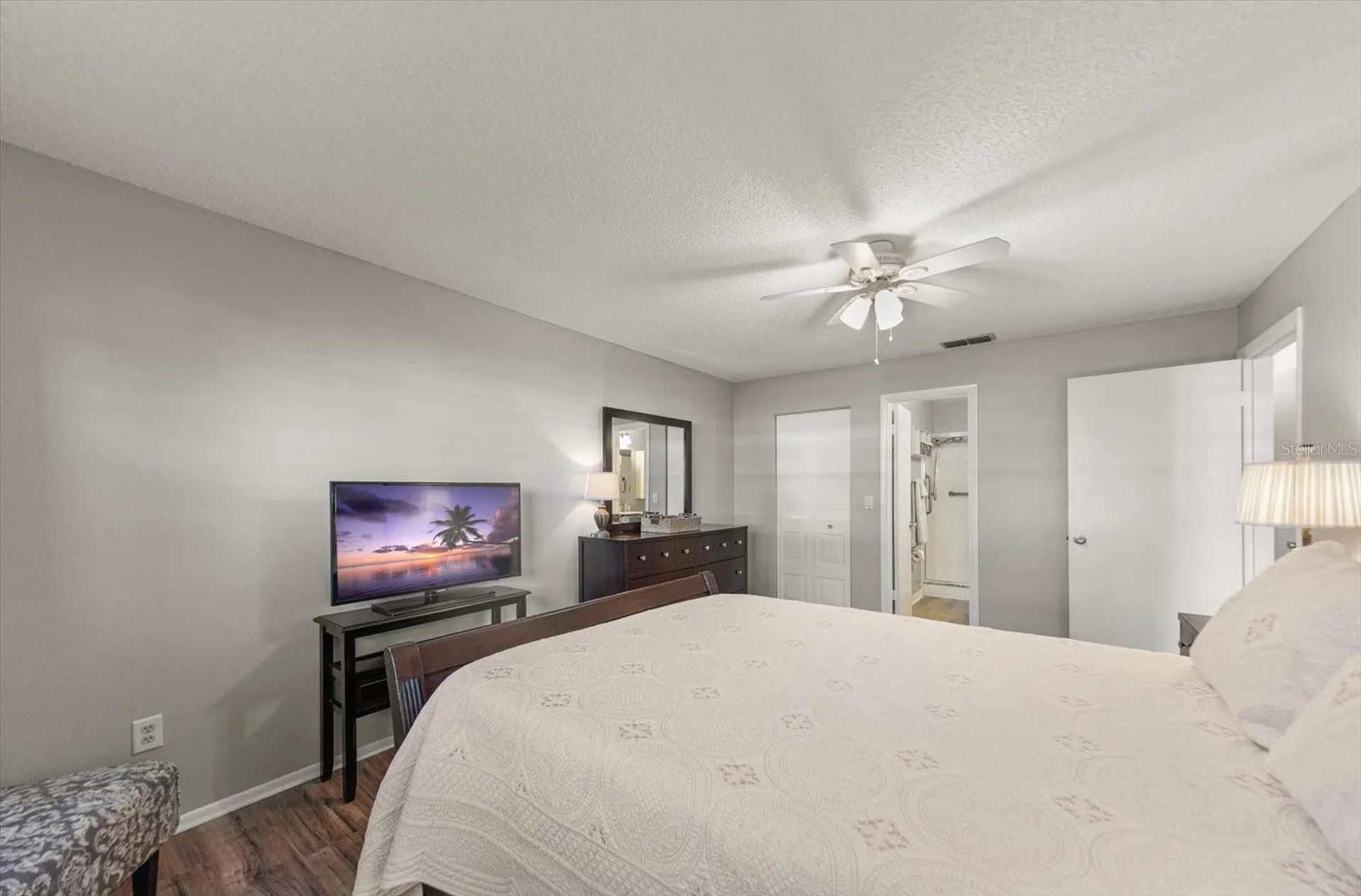 6080 80th Street N St Petersburg FL 33709