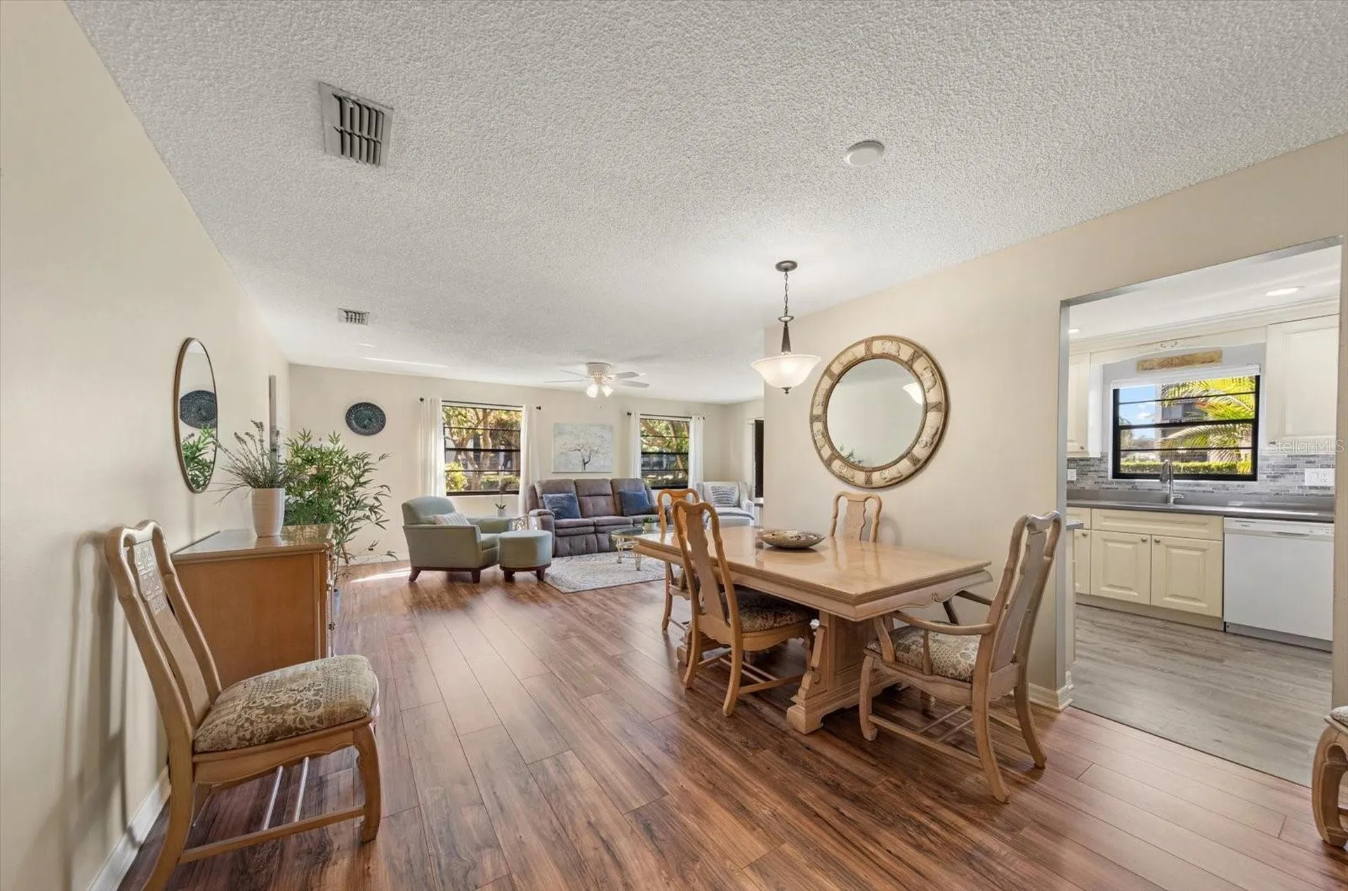 6080 80th Street N St Petersburg FL 33709