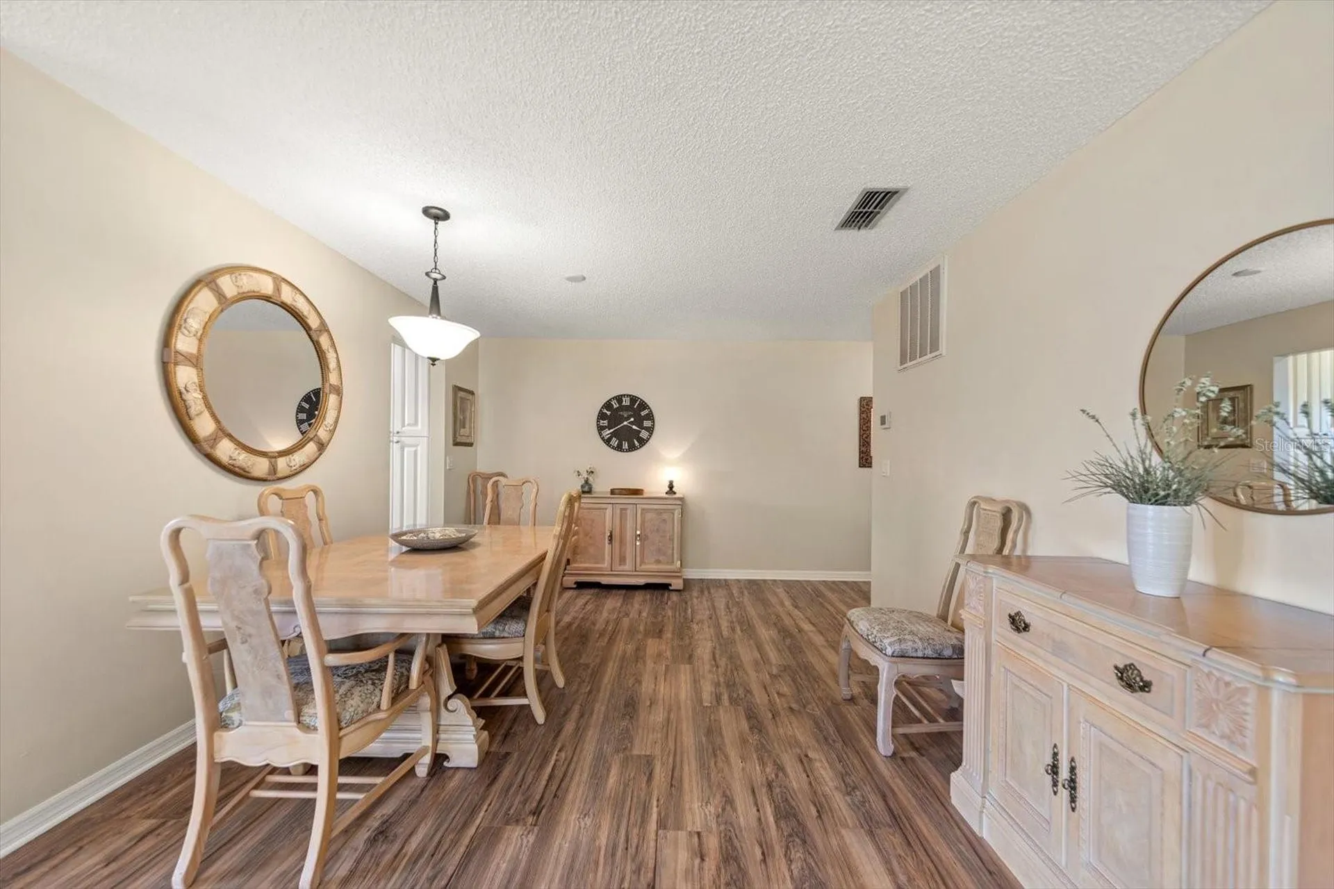 6080 80th Street N St Petersburg FL 33709
