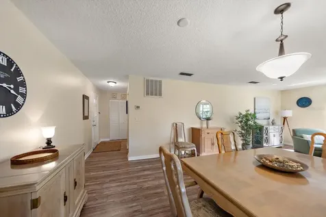 6080 80th Street N St Petersburg FL 33709