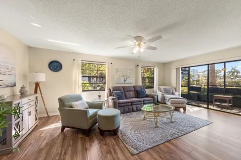 6080 80th Street N St Petersburg FL 33709