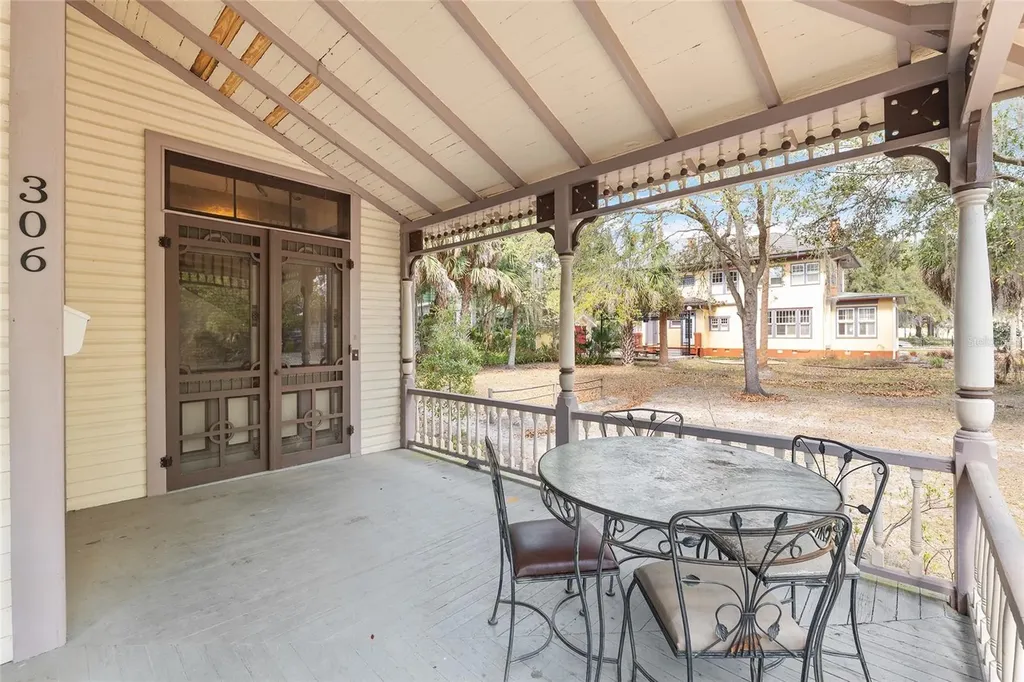 306 NE 3rd Street Gainesville FL 32601