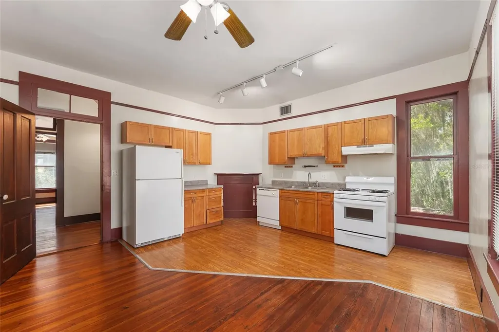 306 NE 3rd Street Gainesville FL 32601