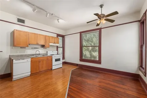 306 NE 3rd Street Gainesville FL 32601
