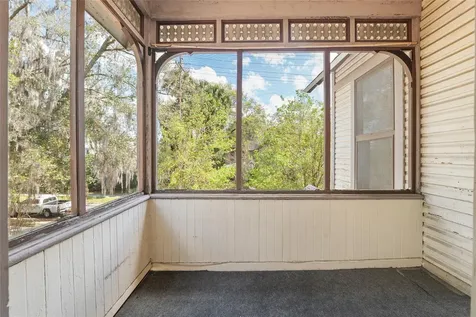 306 NE 3rd Street Gainesville FL 32601