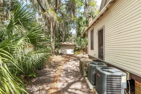 306 NE 3rd Street Gainesville FL 32601
