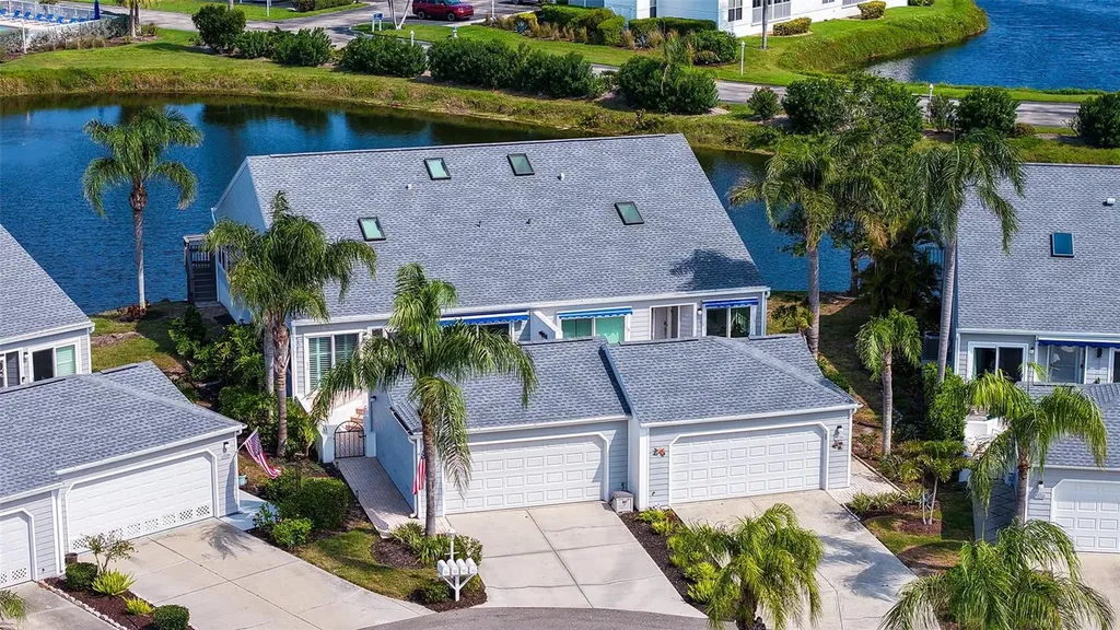 1005 Pelican Court Bradenton FL 34209