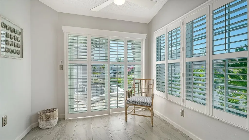 1005 Pelican Court Bradenton FL 34209