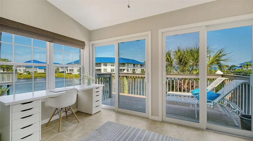 1005 Pelican Court Bradenton FL 34209