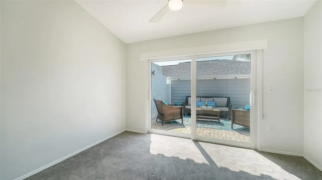 1005 Pelican Court Bradenton FL 34209