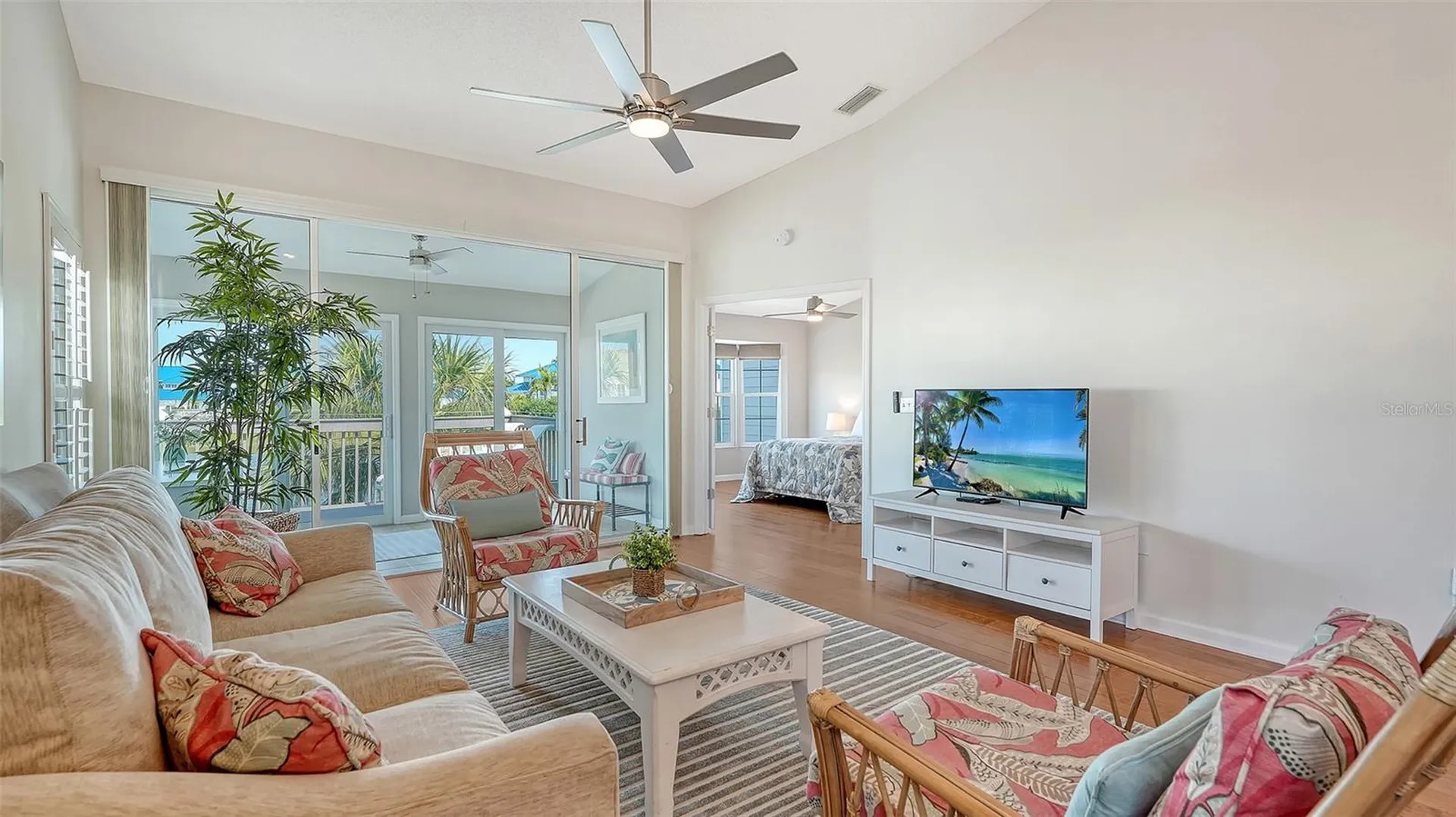 1005 Pelican Court Bradenton FL 34209