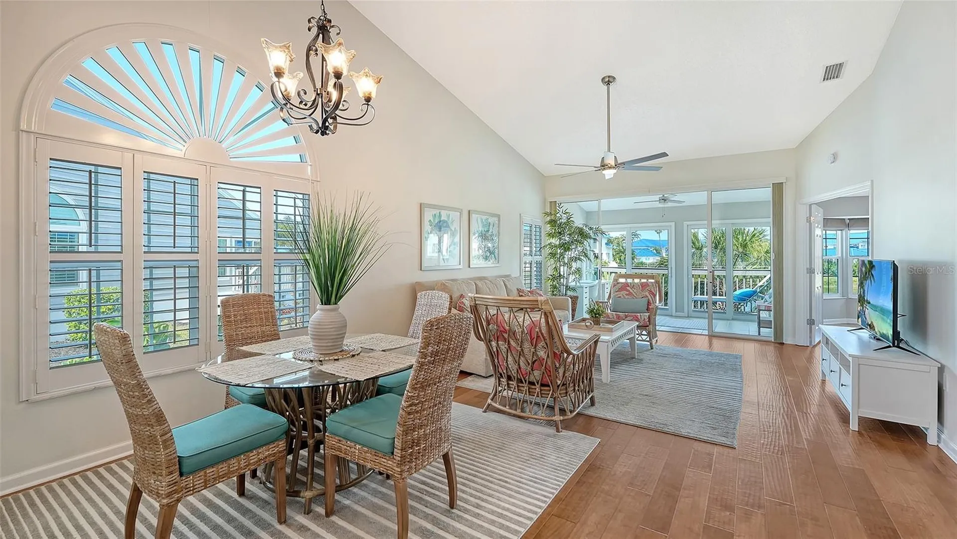 1005 Pelican Court Bradenton FL 34209