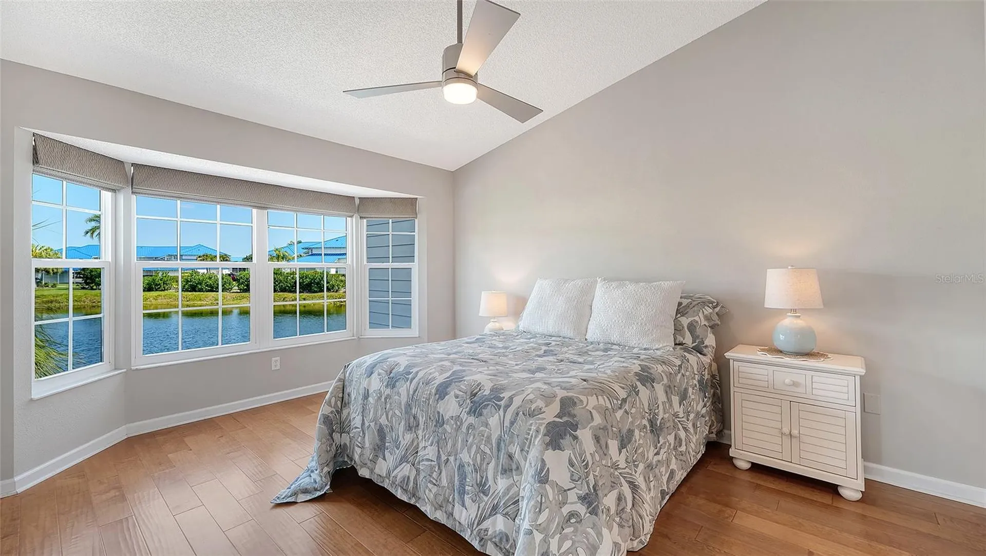 1005 Pelican Court Bradenton FL 34209
