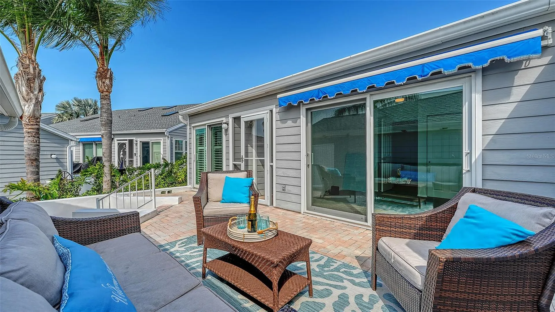 1005 Pelican Court Bradenton FL 34209