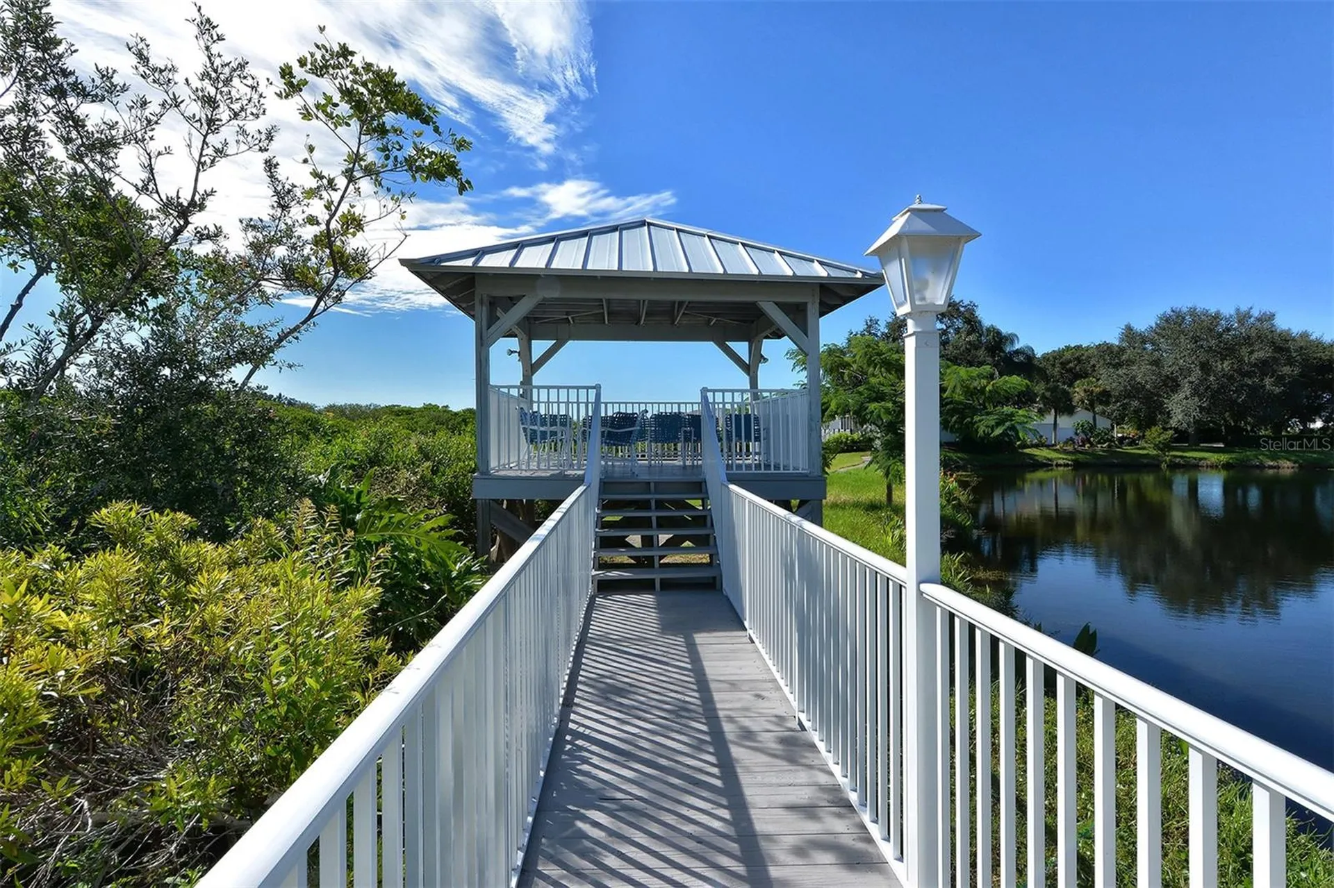 1005 Pelican Court Bradenton FL 34209