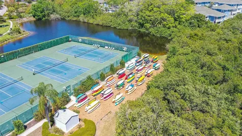 1005 Pelican Court Bradenton FL 34209