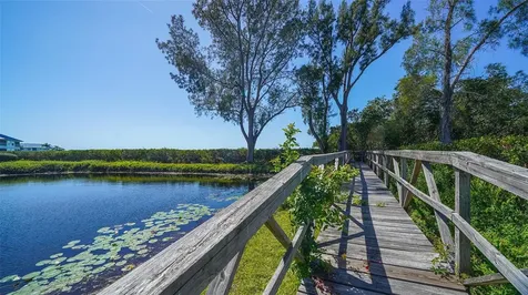 1005 Pelican Court Bradenton FL 34209