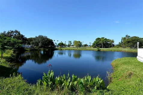 1005 Pelican Court Bradenton FL 34209