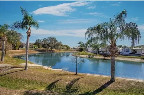 200 Sky Crest Loop Davenport FL 33837
