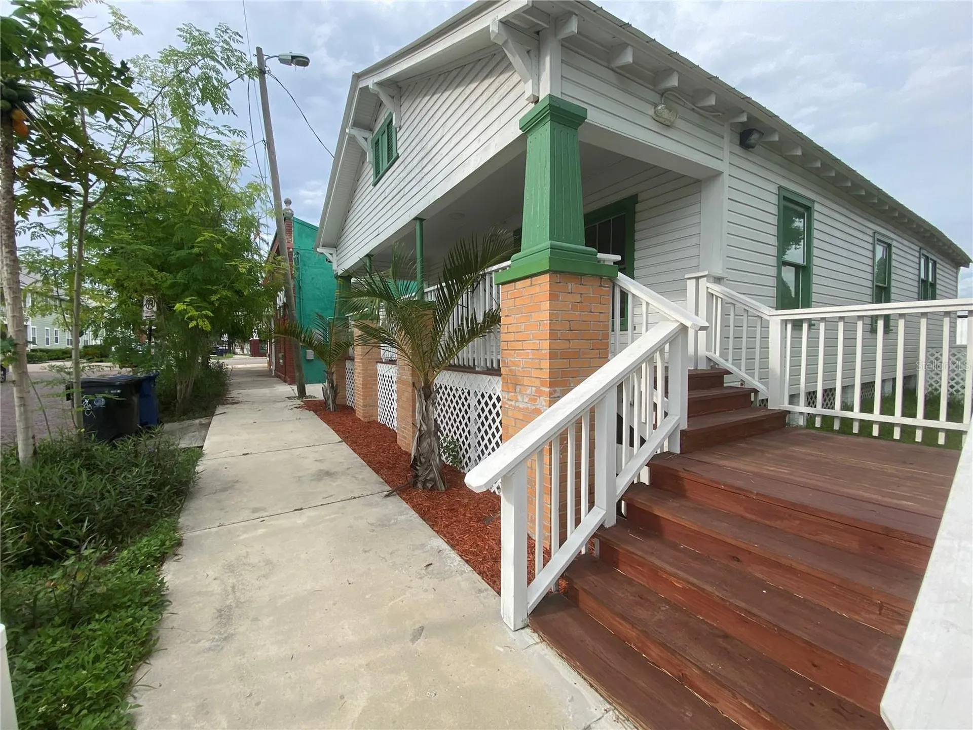 1411 N 17th Street Tampa FL 33605