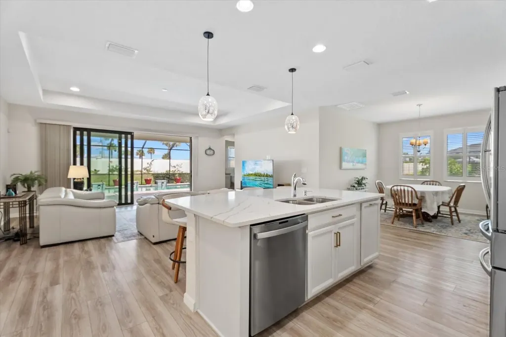 4607 Rainwater Glen Bradenton FL 34211