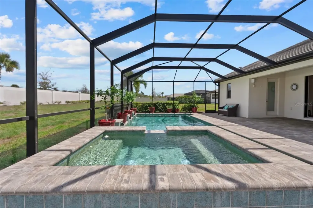 4607 Rainwater Glen Bradenton FL 34211