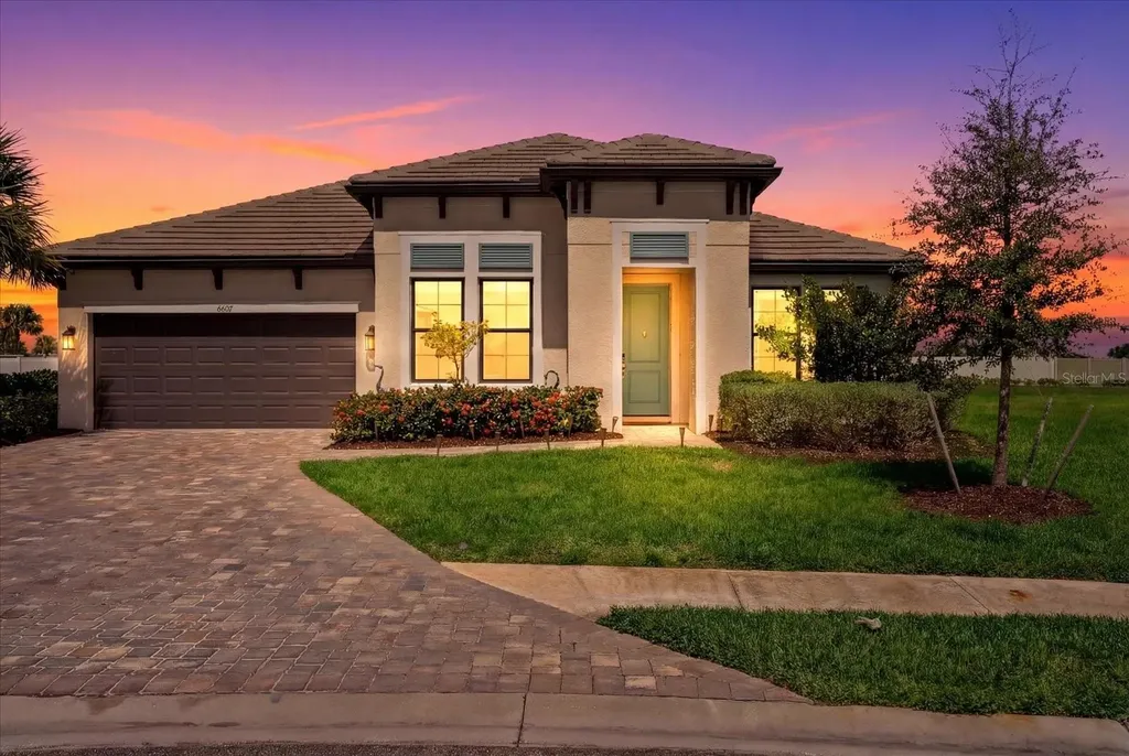 4607 Rainwater Glen Bradenton FL 34211