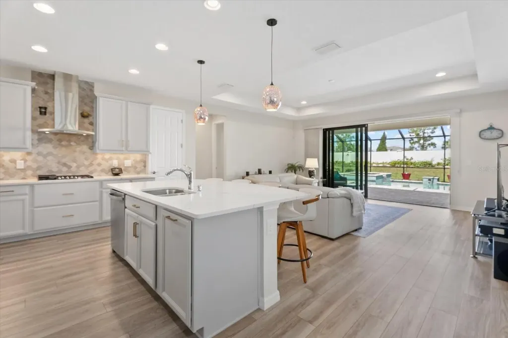 4607 Rainwater Glen Bradenton FL 34211