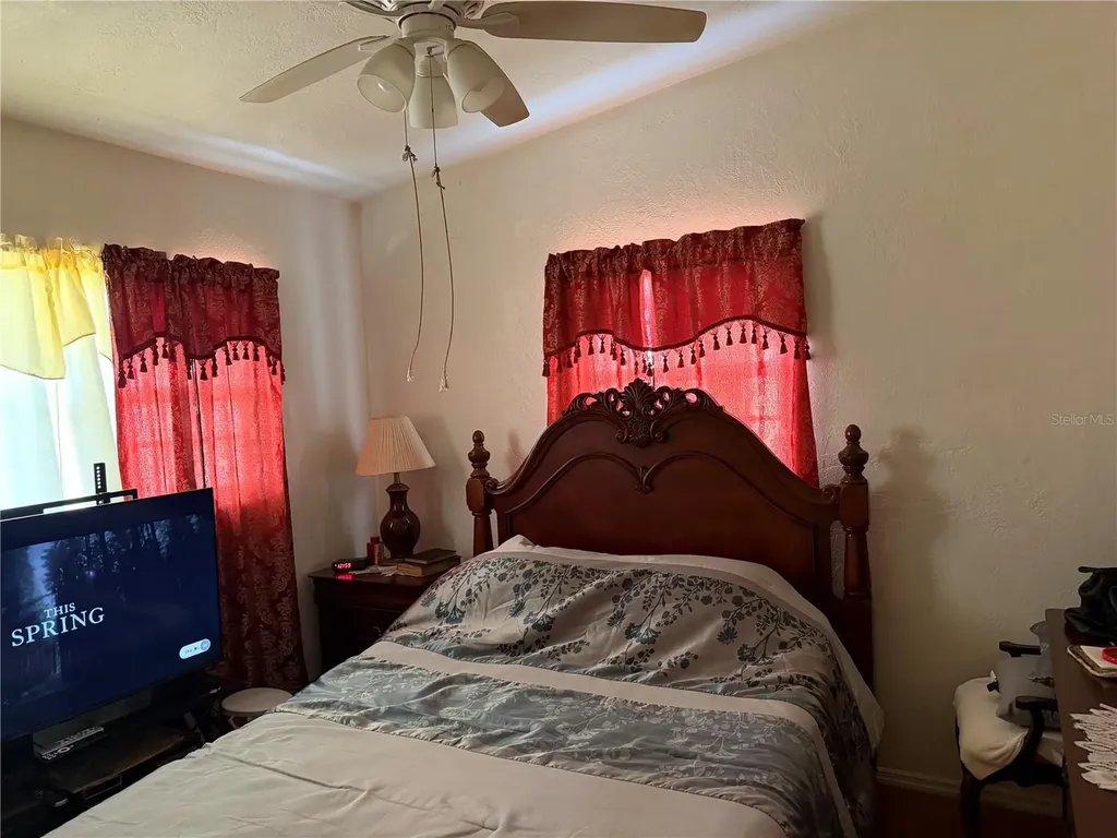 32 Roanoke Drive Fort Myers FL 33905