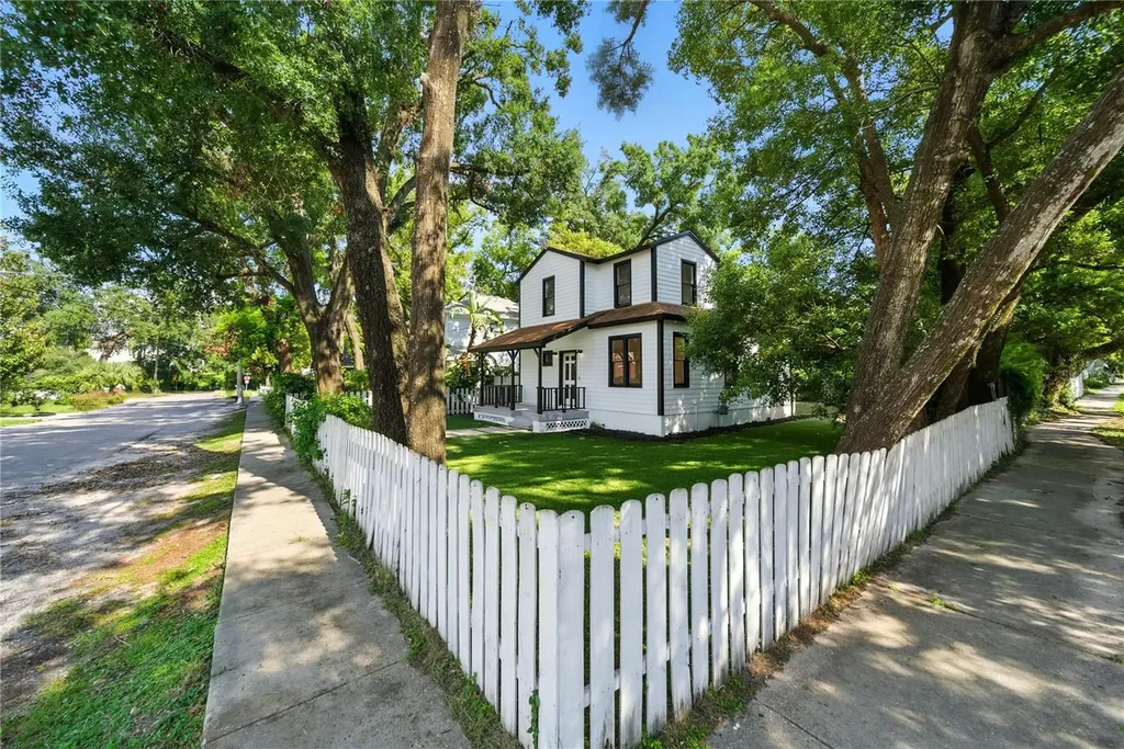 501 E Sparkman Avenue Tampa FL 33602