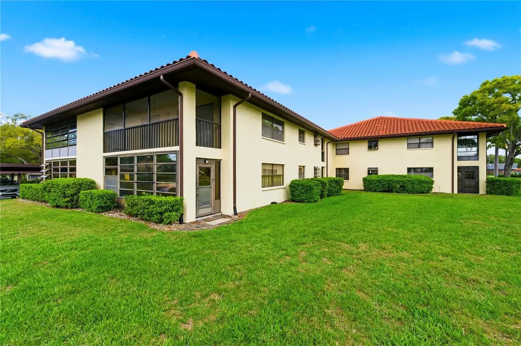 2506 Hammock Court Clearwater FL 33761