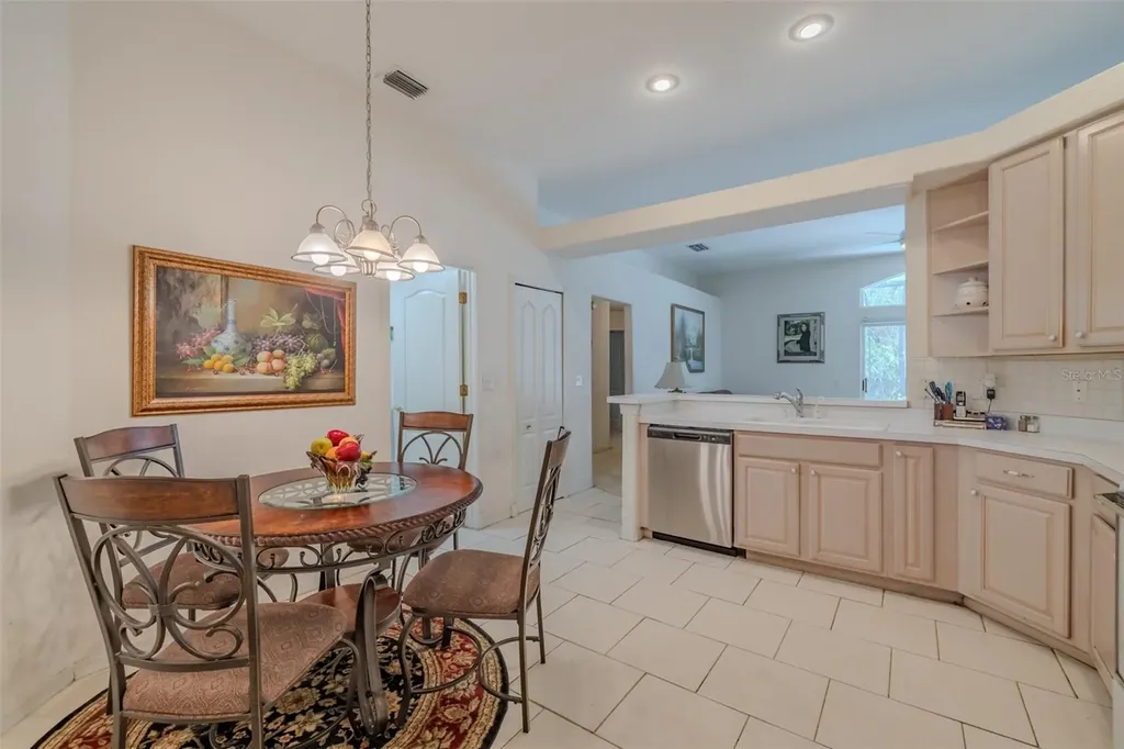 3732 Hollow Wood Drive Valrico FL 33596