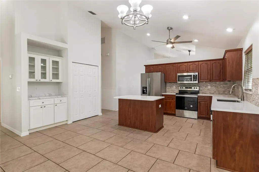 6801 Superior Street Circle Sarasota FL 34243