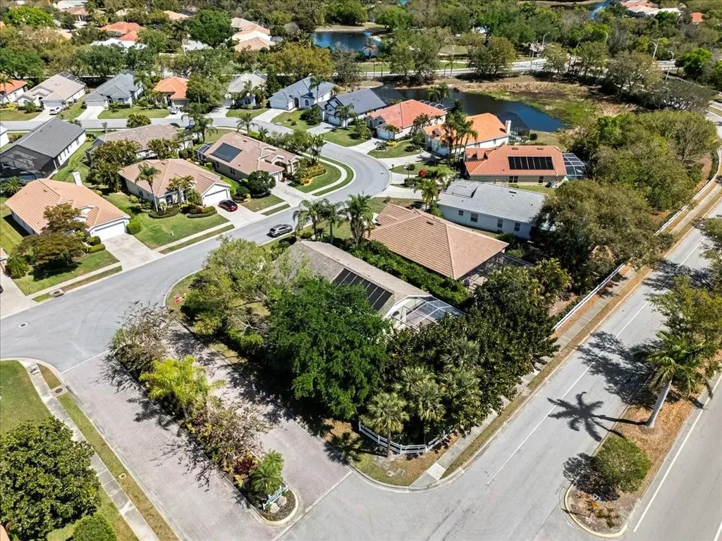 6801 Superior Street Circle Sarasota FL 34243