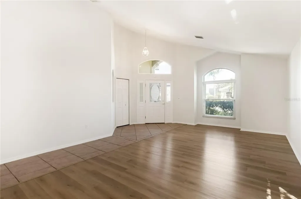 6801 Superior Street Circle Sarasota FL 34243