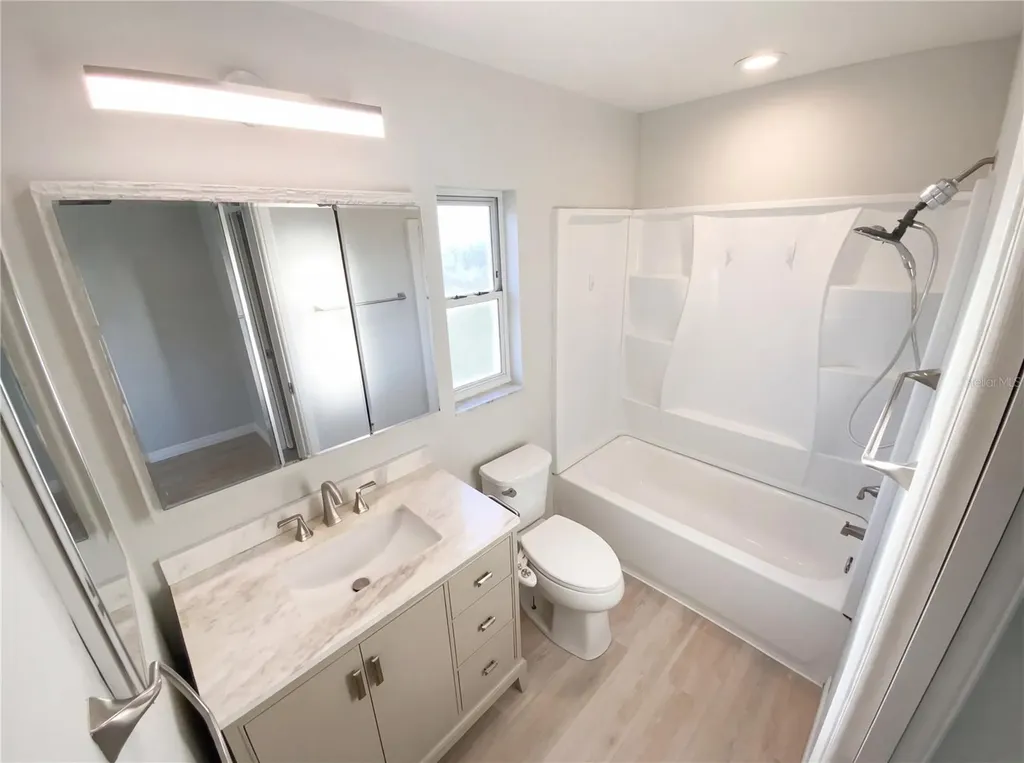 408 Ocean Court Clearwater FL 33756
